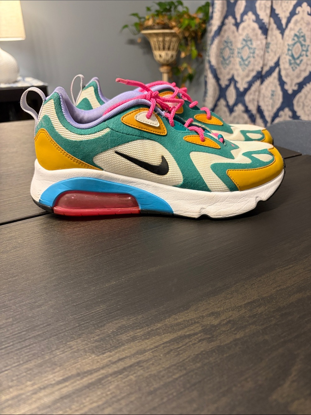 Nike Air Max 200 Mystic Green Multi-Color Sneakers - Women's Size 9